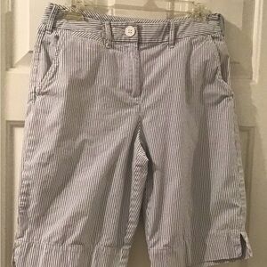 Talbots Women's Striped Seersucker Chino Casual Shorts Blue & White 6 (30x6.5)